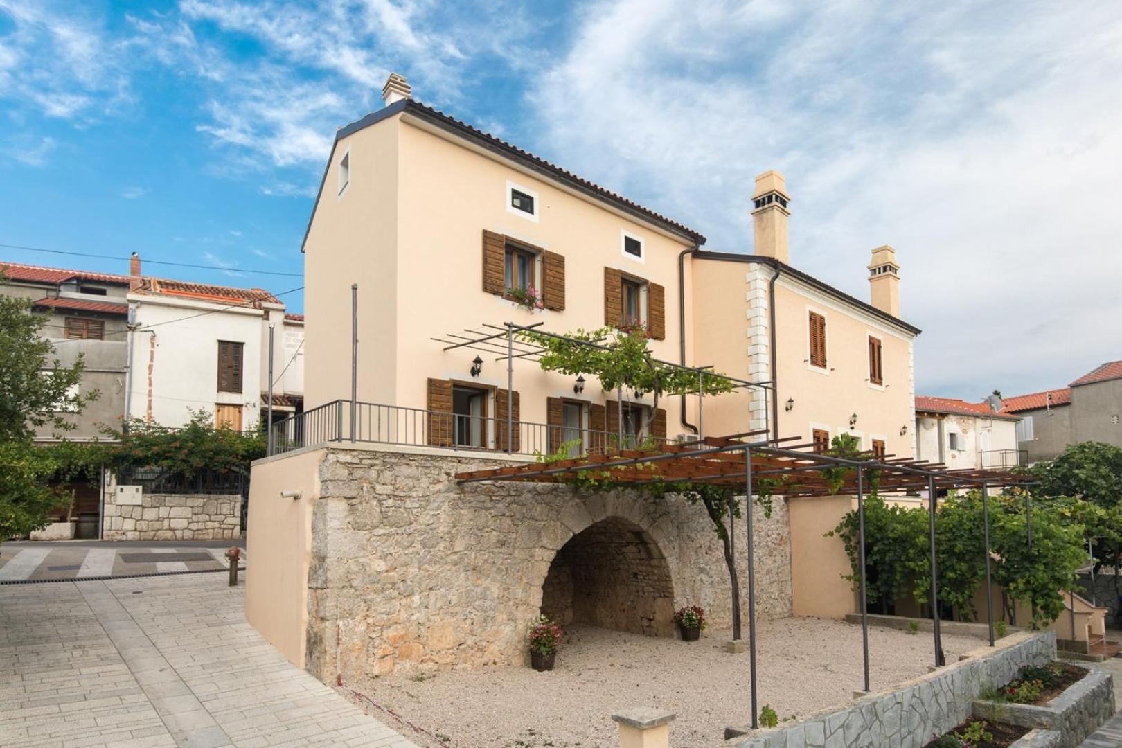 Apartments Gabi Punat Exterior foto